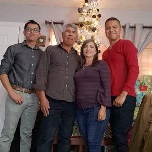 Meet your Posher, Manuel alberto